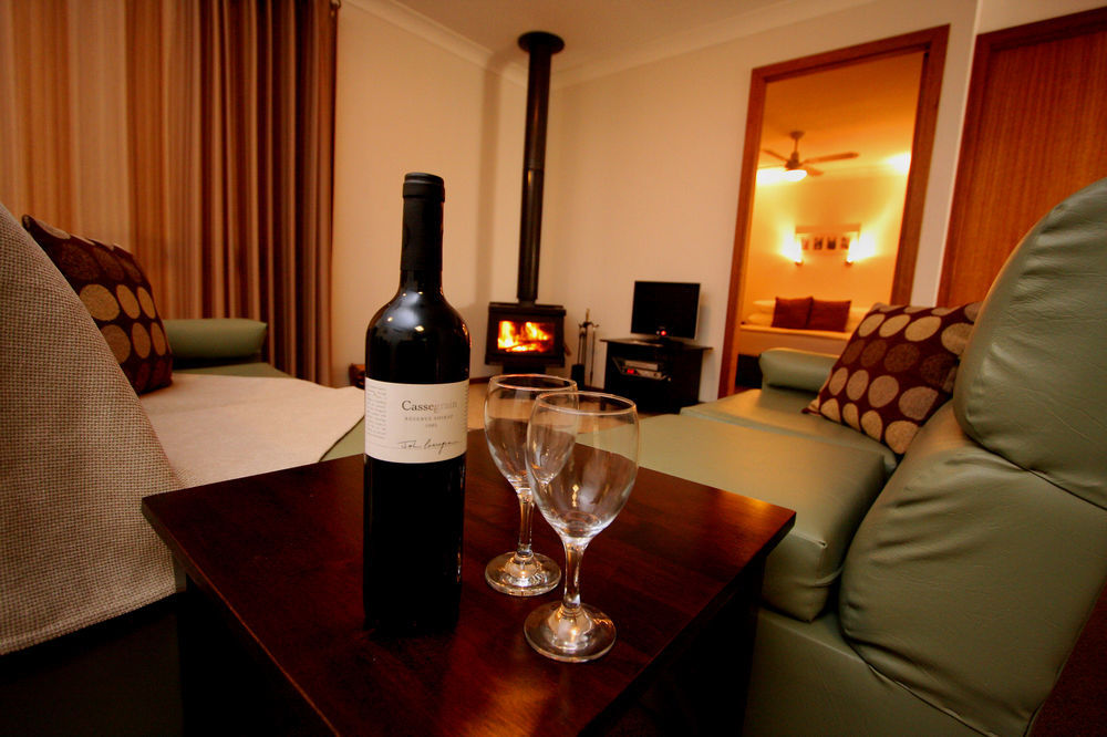 Chiltern Lodge Country Retreat Old Bar Esterno foto